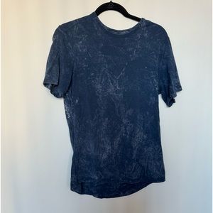 Lululemon Tee